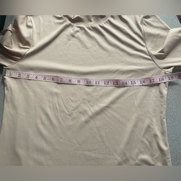 House Of Harlow 1960 Beige Nude Ribbed Mock Neck Top Size XL - Picture 11 of 14